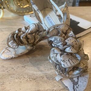 Kelsi Dagger Elegant Women's Sandals size 10 brand new never worn!